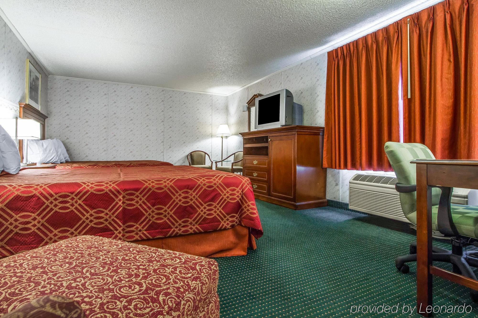 Rodeway Inn & Suites Brunswick Near Hwy 1 Kültér fotó