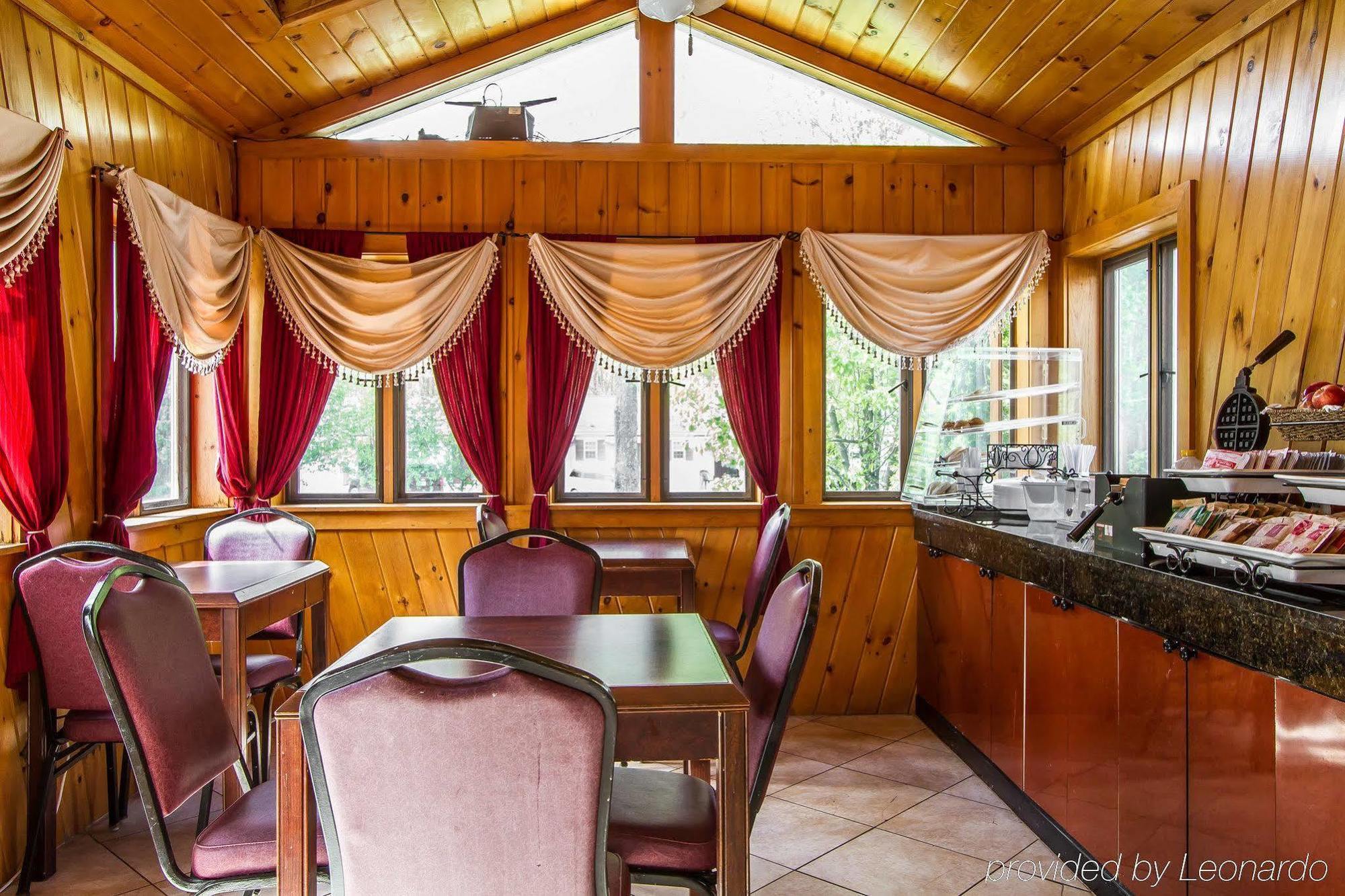 Rodeway Inn & Suites Brunswick Near Hwy 1 Kültér fotó