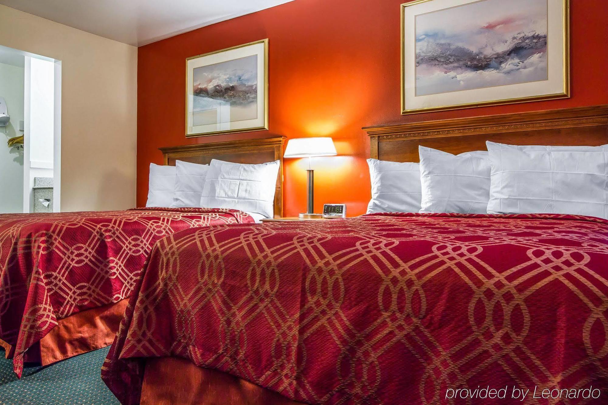 Rodeway Inn & Suites Brunswick Near Hwy 1 Kültér fotó