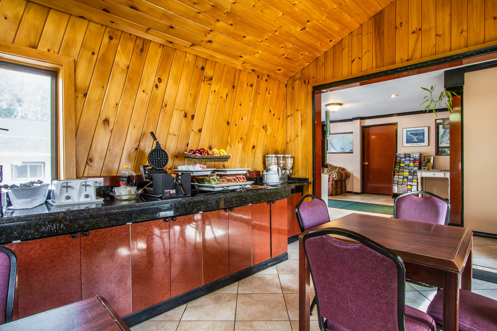 Rodeway Inn & Suites Brunswick Near Hwy 1 Kültér fotó